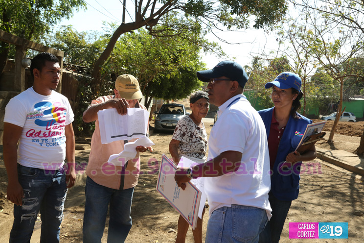 Gobierno Sandinista saluda a las mujeres con entrega de t&iacute;tulos de propiedad